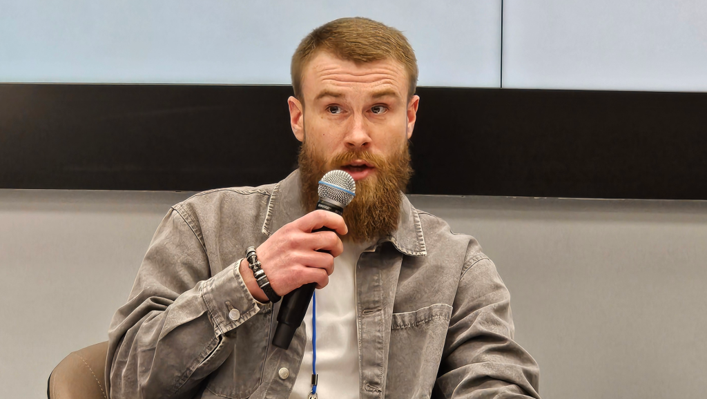 Сергей Морозов Osmi.png Сергей Морозов Osmi.png